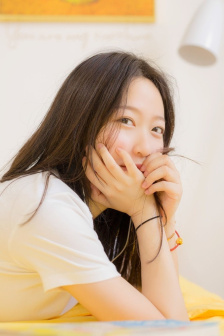 年轻的保姆